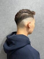 アイトーキョー 名古屋栄(AI TOKYO)&nbsp;スキンフェード/韓国マッシュ/センターパート[名古屋駅/栄駅]