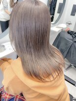 ヒビヲ(HIBIO)&nbsp;ダブルカラーベージュカラーハイトーンカラーケアブリーチボブ