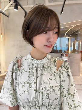 リール 銀座(R'EEL) 襟足すっきりゆとりショートボブ×オリーブブラウン