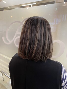 ヘアースペースブルーム ヒーロー 園田店(HAIR SPACE BLOOM hero) 【園田/大人ハイライトカラー】オトナ女性にも大人気です