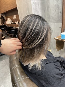 ラフ(LAFF) #バレイヤージュ#グレージュカラー#ボブウルフ#ココアベージュ