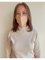 ツイギー 宮西店(TWiGGY)&nbsp;肩付近でも収まりを良くすみミディアムカット