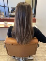 マーリャヘアー(mallia hair) レイヤースタイルレイヤーカットロングレイヤー小顔スタイル