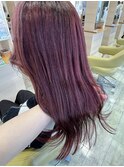 チェリーレッド