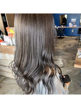 シン(shin) セミディ/カラー/グレージュ/グレーベージュ/ベージュカラー