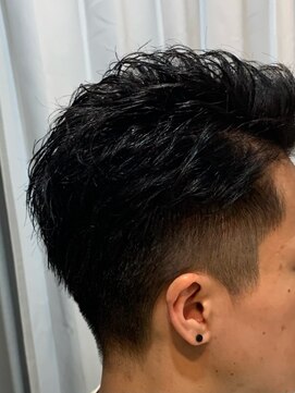 クローバー(CLOVER) 心斎橋 小林広明 ショート ベリーショート