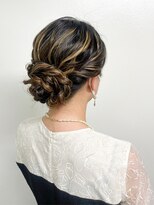 オアシス ガーデン 中央林間店(Oasis GaRDEN)&nbsp;シニヨンアレンジ