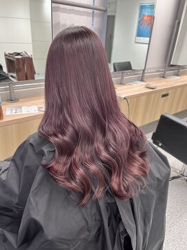 ペレ 渋谷(PELE) イメチェン/ホワイトブロンド/外ハネボブ/ワイドバング/渋谷