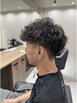 ワークスヘアー(WORKS HAIR) 波巻きパーマ　メンズパーマ