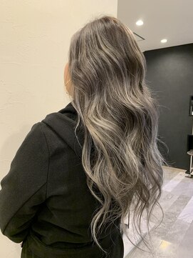 リオリス ヘア サロン(Rioris hair salon) モノトーンカラー◯ホワイトハイライト
