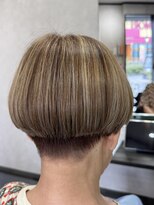 ムム(mumu...)&nbsp;刈り上げショートボブ