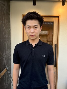 カフネ ジュントス ヨロ(Cafune' juntos YOLO) スパイキーショート/メンズカット/アップバング