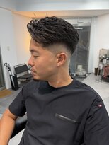 ザ スミス(The Smiths)&nbsp;北加賀屋フェザーカールサイドパート　ミディアムスキンフェード