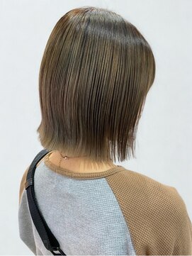 フェイス 石川町 (FACE) レイヤーカット×ベージュカラー