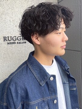ラギッド 大野城店(RUGGED) センターパート マッシュ ニュアンスパーマ 20代 30代