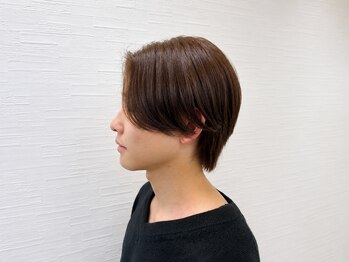 シャラク 戸出店(sharaku)の写真/【資格を多数取得したスタッフが在籍◎】一人ひとりに親身に向き合い"似合う"を叶える。