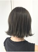 切りっぱなしボブ_外国人風グレージュアッシュ_バレイヤージュ