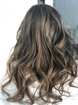 シーバヘアー(SHIVA hair) 外国人風カラー