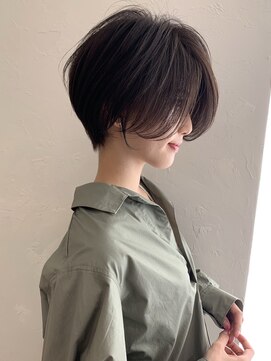 アンド ストーリーズ(&STORIES) 耳掛けショート/ハンサムショート/20代/30代/40代/白髪染め/ボブ