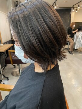 オースト ヘアー ステラ 新宿店(Aust hair Stella) 白髪があっても楽しめるハイライト☆グレージュ ホイップボブ　K