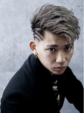 ゴールドシブヤ(GOALD SHIBUYA) ダブルカラーハイトーンアップバング束感フェード