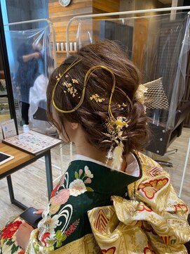 トレ(tre.) 甲子園口/髪質改善/白髪染め/ショート/酸性ストレート/美容室