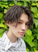 韓国メンズセンターパート波巻きパーマツイストスパイラルパーマ