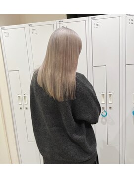 チェレ アズーリ 狭山店(Chere azuri) 20代ダブルカラー/ミルクティーベージュ/ケアブリーチ