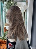 【natsumi】極細ハイライト,ミルクティグレージュロングレイヤー