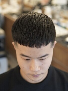 ザ チョップ ショップ ハラジュク(THE CHOP SHOP HARAJUKU) クロップ