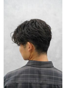 クロムトウキョウ ザ バーバー ネオン 新宿店(CHROM TOKYO the Barber ne/on) カット×パーマ