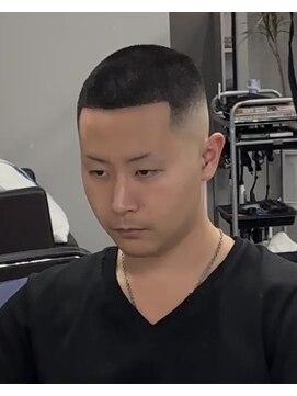 ヘアーラボ 樟葉(Hair Labo) 3 on top スキンフェード 枚方 南楠葉