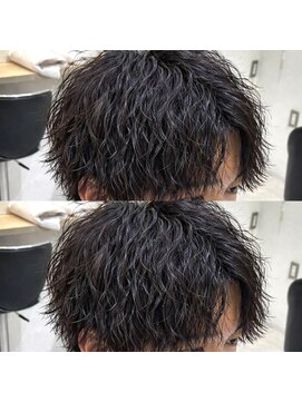 アイトーキョープラスシー 横浜(AI TOKYO+Sea) 横浜/高島町/フェザーパーマ/毛流れパーマ/センターパート