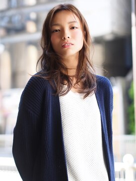 ロジ(Roji) 【Ｒｏｊｉ】ほつれウェーブ×セミウエット