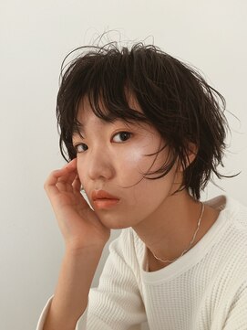 モノクロ(MONOCHRO) セミウェットくせ毛風パーマ