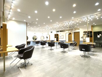 Agu hair xian 寒河江店【アグ ヘアー シアン】