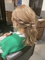 ネオリーブ シュシュ 神保町店(Neolive susu) ローポニーアレンジ