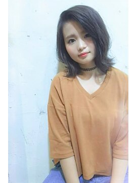 サンセリテ(suncerite) くびれミディ　韓国風　外はねスタイル