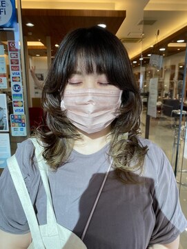 アンドバイモードケイズ (and by MODE K's) レイヤーカット/ウルフカット/インナーカラー