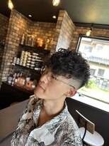 バーバーショップ ネオ セカンド(BARBERSHOP NEO2nd) スペインカール×スキンフェード