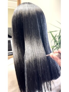 リフル 八王子(RIFULL) ハイライト レイヤー ショートヘア ボブ くびれレイヤー