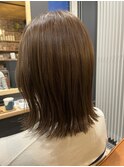 スモークベージュ× ザクっとボブ
