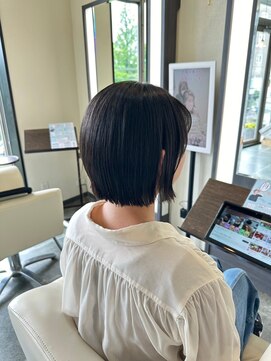 アイシー ヘアーメイク(ic hair make) ナチュラルな切りっぱなしボブ【ichairmake】