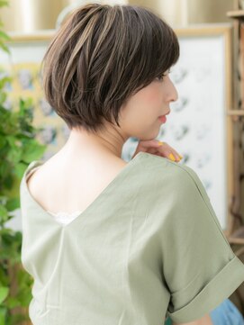 カバーヘア ブリス 志木南口駅前店(COVER HAIR bliss) ■グレーベージュナチュラルマッシュショート302志木30代40代