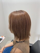 イルミ(iLUMi)&nbsp;iLUMi　×　ベージュカラー