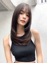 ロイオブジゼル(roi of GiseL) セミロング レイヤーカット 顔周り シースルーバング 艶感 20代