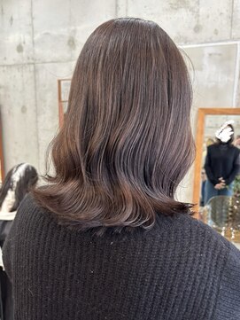 ノイ(noii) 明るめベージュ/透明感カラー