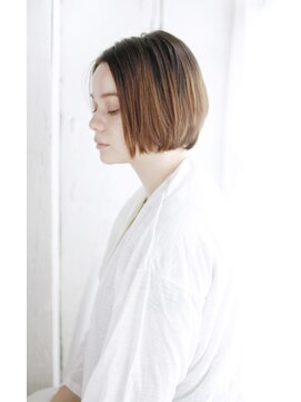 シュシュット(chouchoute) 大人ガーリーミディアムレイヤー似合わせカットダークアッシュ98