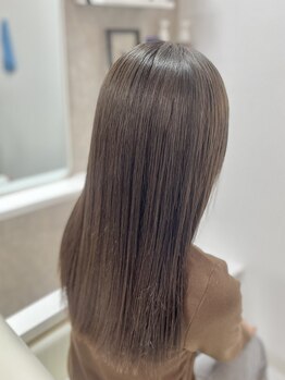 アミカ(Amica)の写真/くせ毛やうねりで広がる髪を、丁寧なカウンセリングと施術で理想の質感へ!お気軽にご相談ください♪