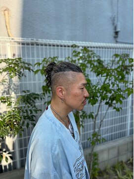 ザ ブライト バーバー(The BRIGHT BARBER) ツイストスパイラルパーマ/根本巻き/マンバン/20代/30代/40代
